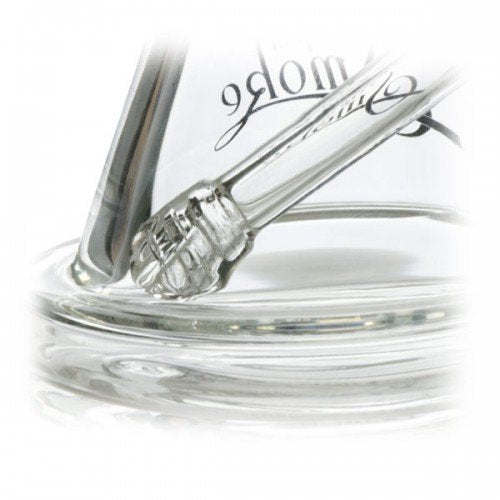 famous brandz strawberry dry herb water pipe detail