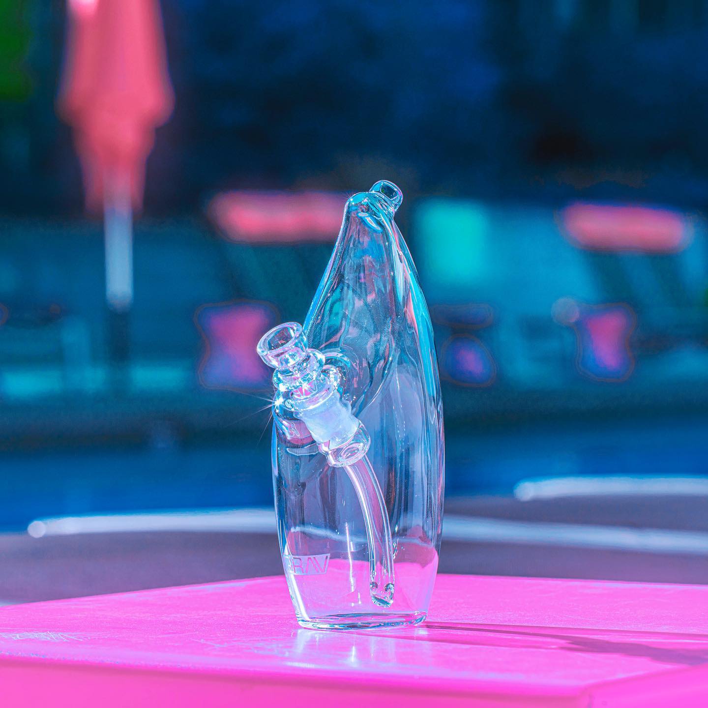 grav rain bubbler glass water pipe pink