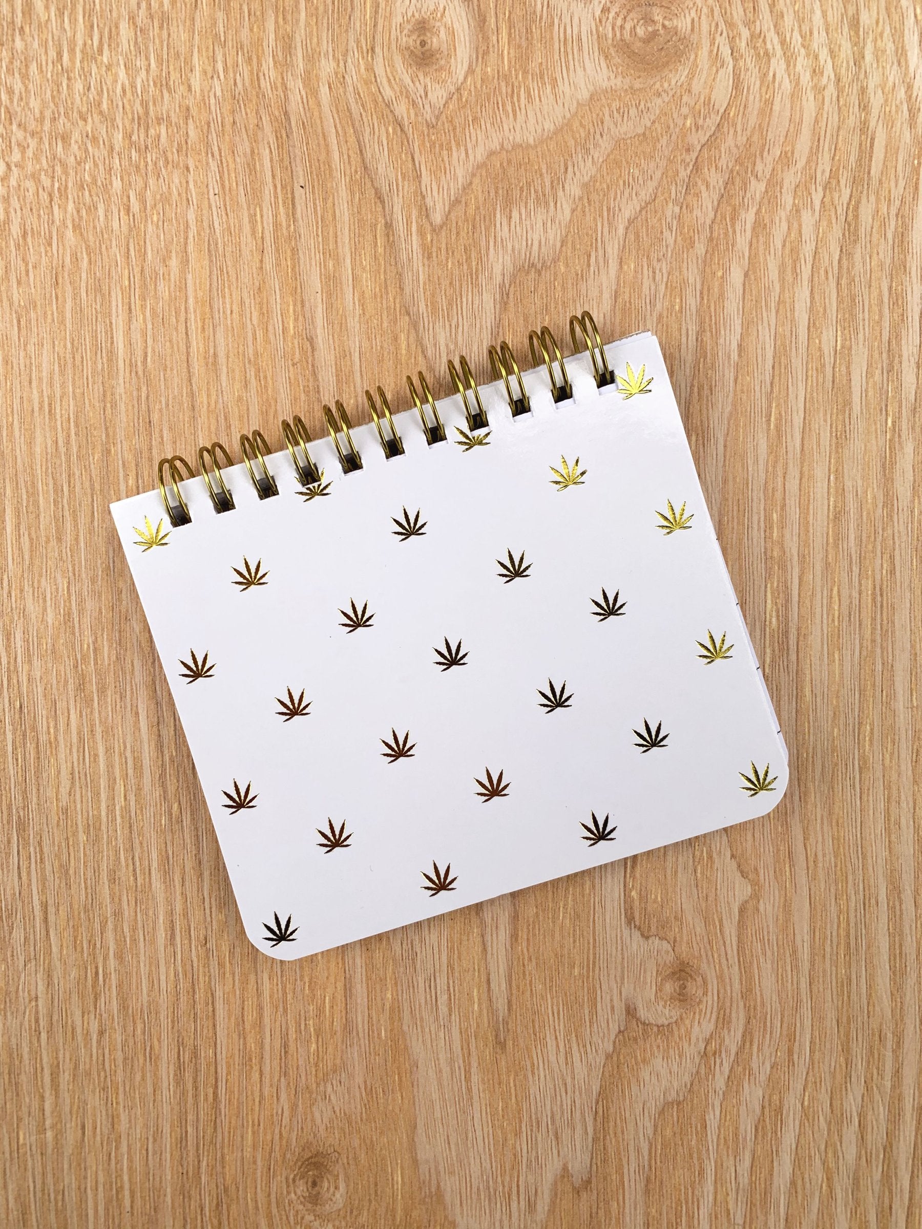 kushkards gold polka pot notepad