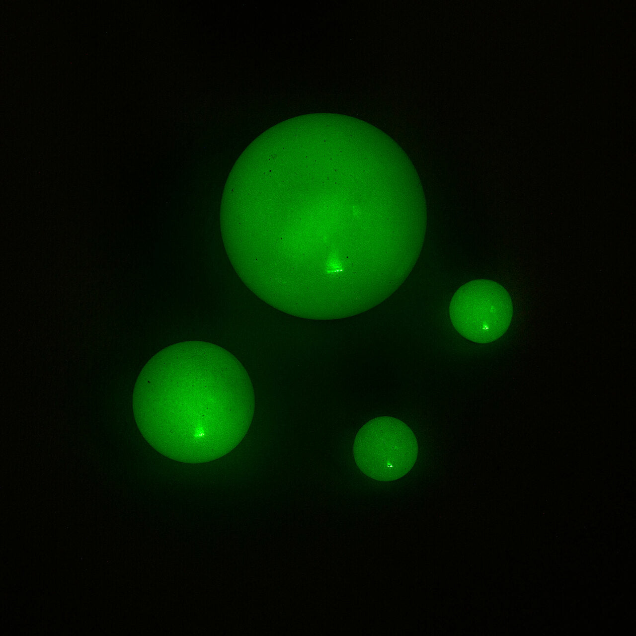 aleaf terp pearls glow dark green