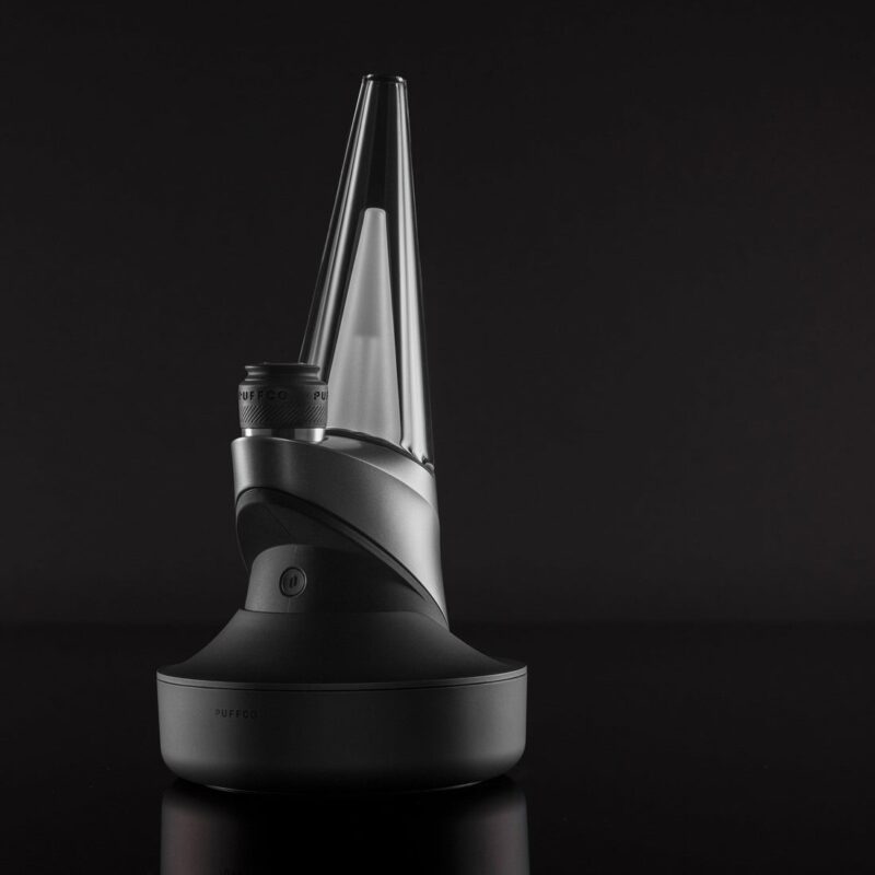 puffco peak pro power dock charger black